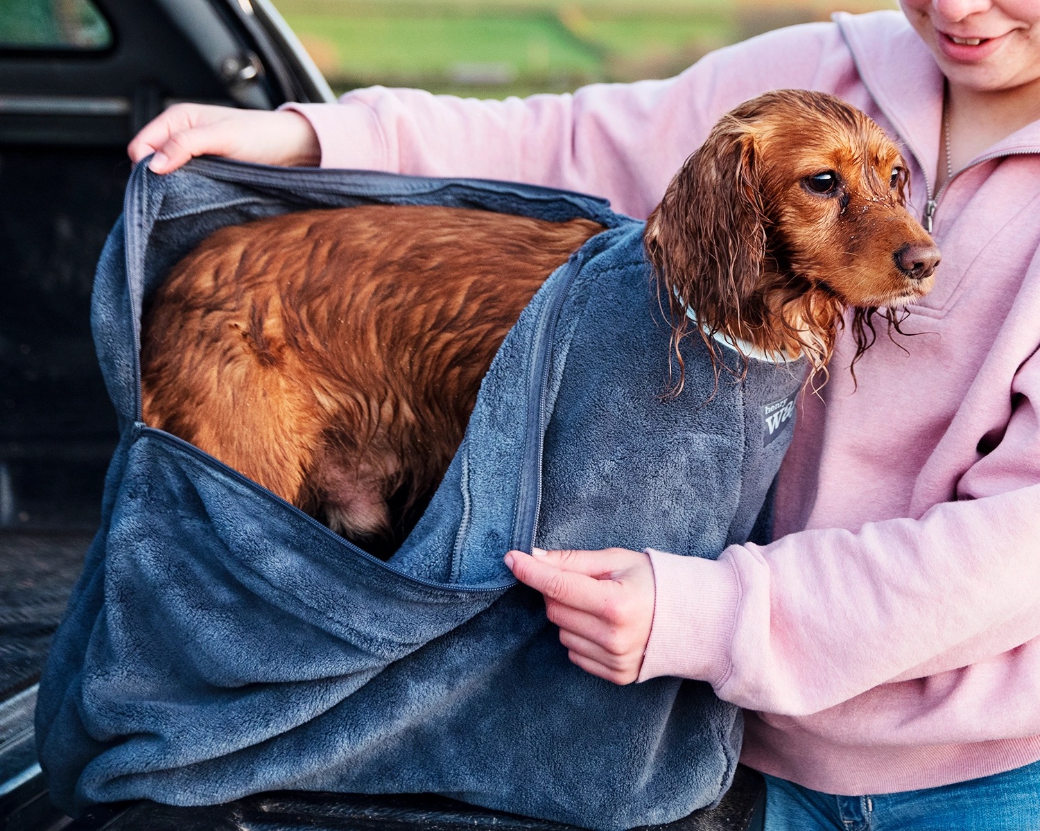 Henry Wag Dog Drying Bag - Image 3